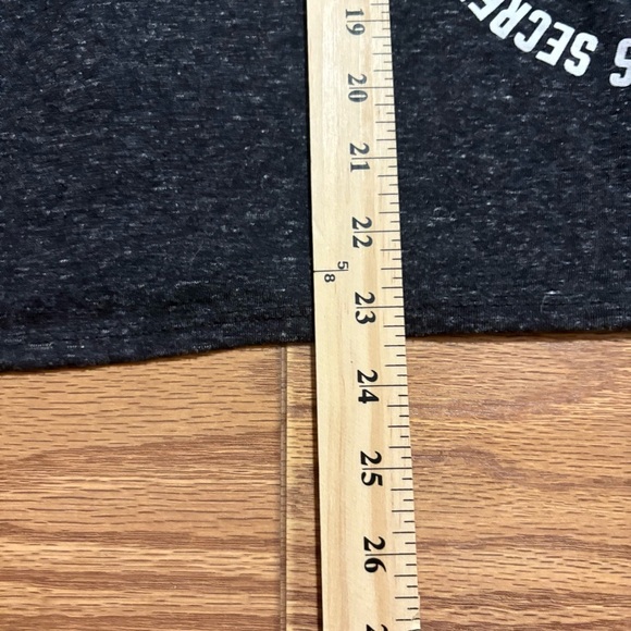 Victoria’s Secret Tank Medium - Picture 7 of 8